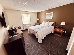 RED ROCK HOTEL & SUITES