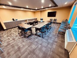 RED ROCK HOTEL & SUITES