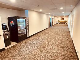 RED ROCK HOTEL & SUITES