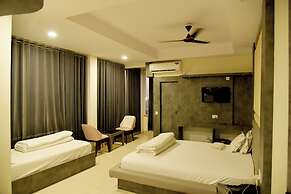 HOTEL M PLAZA DHULAGAR HOWRAH