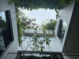 Thang House - Close To Nature