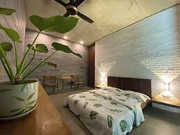 Thang House - Close To Nature