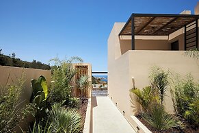 The Nook -luxury Living at the Edge of Tranquility