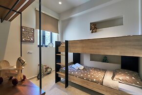 The Nook -luxury Living at the Edge of Tranquility