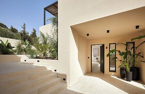 The Nook -luxury Living at the Edge of Tranquility