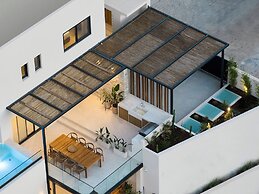 The Nook -luxury Living at the Edge of Tranquility