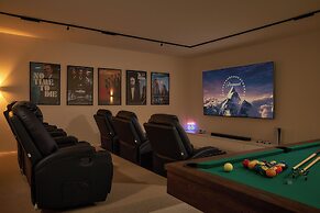 The Nook -luxury Living at the Edge of Tranquility