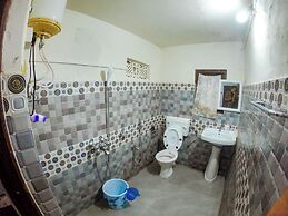 Denzong House and Restaurant