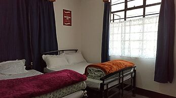 Denzong House and Restaurant