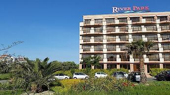 River Park - Menada Apartments