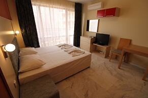 River Park - Menada Apartments