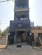 Gaurav Inn