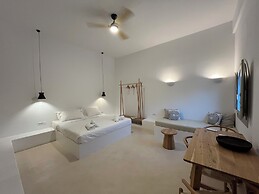 Ios Alcyon Blue Suites