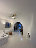 Ios Alcyon Blue Suites