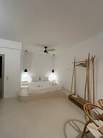 Ios Alcyon Blue Suites