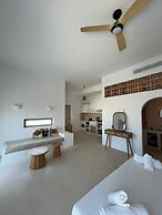 Ios Alcyon Blue Suites