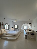 Ios Alcyon Blue Suites