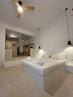 Ios Alcyon Blue Suites