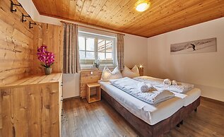 Delfi Ski & Bike Apartments