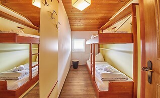 Delfi Ski & Bike Apartments