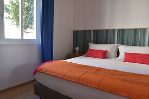 Nine Rooms Suites