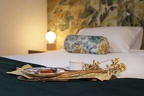 Nine Rooms Suites