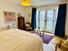 Water Edge House Boathouse