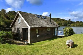 Water Edge House Boathouse