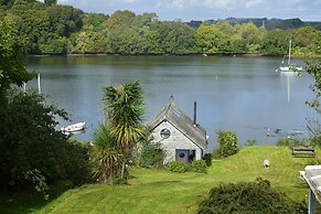 Water Edge House Boathouse