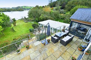 Water Edge House Boathouse