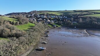 Water Edge House Boathouse