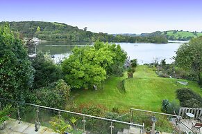 Water Edge House Boathouse