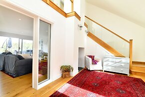 Water Edge House Boathouse