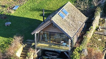 Water Edge House Boathouse