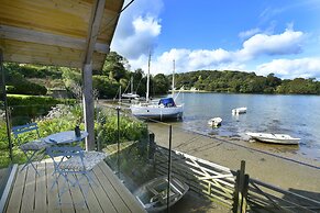 Water Edge House Boathouse