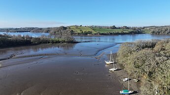 Water Edge House Boathouse