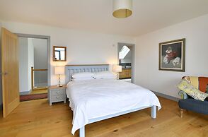 Water Edge House Boathouse