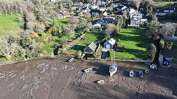Water Edge House Boathouse