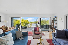 Water Edge House Boathouse