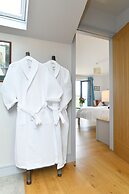 Water Edge House Boathouse