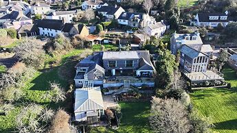 Water Edge House Boathouse