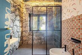 Dolce Lava - Natural Luxury Experience