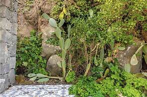 Dolce Lava - Natural Luxury Experience