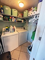 Ocean Breeze East 201