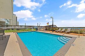 Ocean Breeze East 201