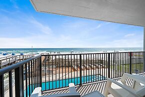 Ocean Breeze East 201