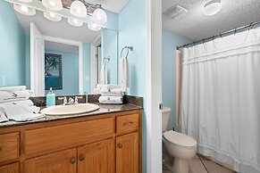 Ocean Breeze East 201