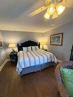 Ocean Breeze East 201