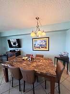 Ocean Breeze East 201