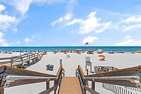 Ocean Breeze East 201